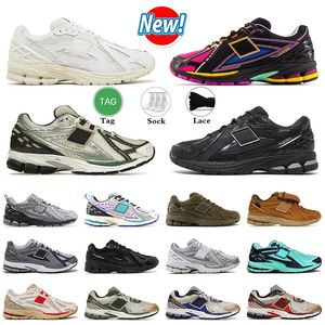 Tasarımcı 1906 1906r 860 V2 Erkek Kadınlar Ayakkabı Çalışıyor OG 1906D Sabah Sakeler 2022R Deniz Tuzu Mermeri Silver Metalik Mavi Runner Downtown Run Trainers Sports 36-45