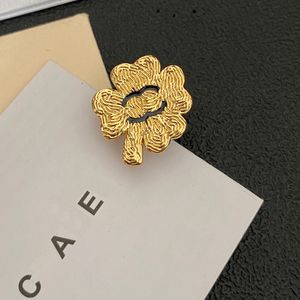 Luxury 18k Gold-Plated Brooch Brand Designer With Grass Shaped Design Charming Temperament Womens Luxury Brooch High-Quality Boutique Gift Brooch Box