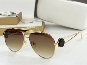 Occhiali da sole per uomini designer donne classiche 6762 Fashion retrò occhiali per esterni per esterni per leisure Goggles Uv400 Anti-ultraviolet metallo ovale Full frame box casuale