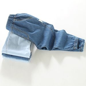 2024 Sommer Neuer Jungen weißer Faden Tencel Hosen Kinder dünne coole Jeans Baby Sommerhosen