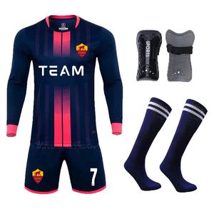 Kinder Fußballtrikots setzt Männer Fußballkleidung Anzug Kinder Fußballuniformen Tracksan -Trikot -Kits kostenlose Shin Guards Pads Socken 240426