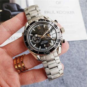 Watch watches AAA New Fashion Mens Stable Steel Band Fully Automatic Mechanical Watch Reproduction Watch