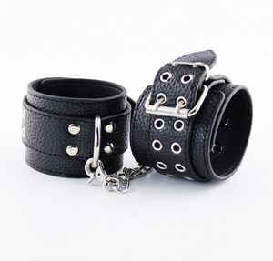 Handcuffs For Sex SM Bondage Gear BDSM Toys Wrist Cuffs Adult Adjustable Leather Hand Cuffs Femdom Sex Slave Bondage Restraints1226070