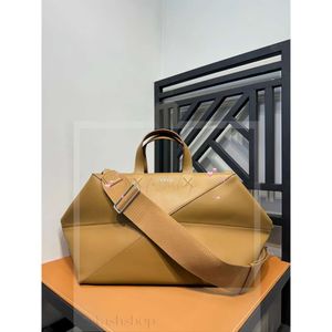 LOEWEW Traveling Bag Designerダッフルバッグ