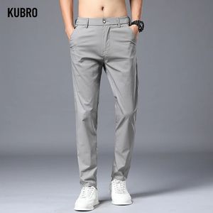 Kubro sommer herren lässige Hosen schlanke Hose gerade dünne Hosen Männliche Mode Stretch Jogging Elastic atmable Pogshose 240417