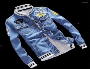 Men039s Kurtki Mężczyznę odznaki płata jeansowa jesienna chłodna modna męska dżinsowe powłokę na stojak na stojak na motocykl motocykl Cowboy7841367