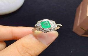 2021 Green Emerald ädelsten för kvinnor smycken real 925 silvercertifierad naturlig ädel förlovningsring bra gåva8198368