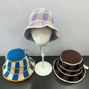 Japoński w paski Y2K dzianinowy wiosek wiosny i letni nadmorski wakacje anty-Ultraviolet Sunshade Korean Women Hats 240428
