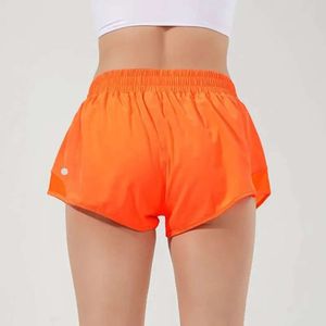 Lululemeni Женщины Женщины Hotty High Tails Athletic с лайнером и Zip Pocket бегут свободные тренировки йоги сексуальные горячие шорты для летних дышащих