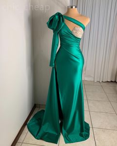 2024 Aso Ebi Hunter Green Mermaid Prom Dress Satin One Shoulder Evening Formal Party Second Reception 50th Birthday Engagement Gowns Dresses Robe De Soiree ZJ342