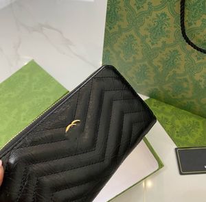 ウォレットウォレット新しいヨーロッパの女性ウォレットファッションジッパーハンドバッグ複数カードスロットモバイルコイン財布