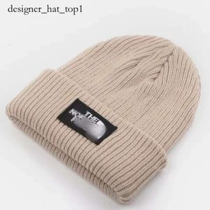 Nowy klasyczny design North Knit Hat High End Designer Męscy i Kobiet Najwyższa jakość moda zimowa Hip Hop ciepła czapka Outdood Windproof Woolen Hat 6429