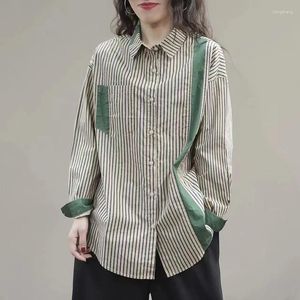 Женские блузки модная и модная полосатая рубашка с дизайнерским чувством, которое является нишевым уникальным топом для весны