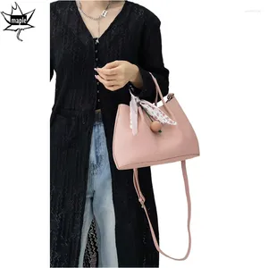 Umhängetaschen 2024 INS Chis Beige Farbe Frauen Tasche mit hölzernen Hängenden Perlen Deco echte Kuhlederinnen Frauenhandtasche große Tasche rosa