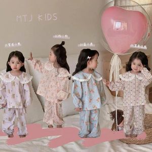 Set di abbigliamento 2024 Bambini primaverili abiti da casa set per bambini ragazze maniche lunghe con top con stampa animale carina