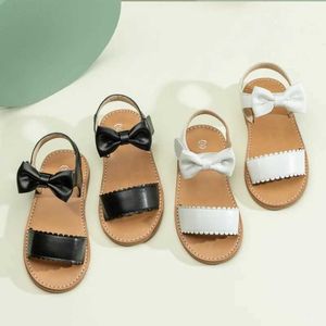 Sandals Summer Girls Shoes casual Open Beach Antipl Antip Slip Soft Sole Kids Bowknot Princess Flat H240504