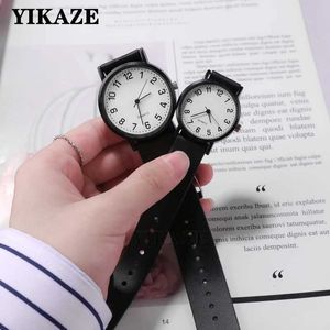 Orologi da polso Donne semplici Domande Minimalista Design SILE SILE SILE BLACO PROGLIE GIFFE Creative Student Gift H240504