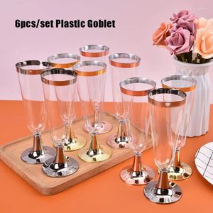 Kalça şişeleri 6pcs/set tek kullanımlık kırmızı şarap cam plastik şampanya flüt gözlükleri kokteyl goblet düğün parti malzemeleri bar içecek fincanı 150ml