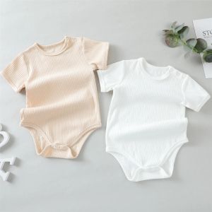 Vestidos 2022 Rompers de bebê de verão Baby Mumpsuits Macacões de manga curta Armaduras infantis roupas de tecido com nervuras