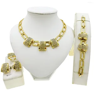 Brincos de colar definido para feminino de noiva Bracelets de cristal anel de moda de ouro Acessórios Prazados de festa presentes de festa