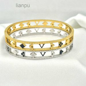 Designer Jewelry Designer Bracelets Jewelry Charm Bracelet Women Bangle Letter Plated Stainless Steel Gold Wristband Party Gifts Accessories Hollow Out