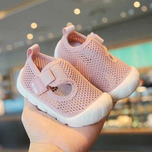 First Walkers 2024 Preschool Boys and Girls Summer Mesh Breathable Pre Walking Anti slip Baby Shoes 0-3Y Unisex Childrens Lightweight Sandals H240504