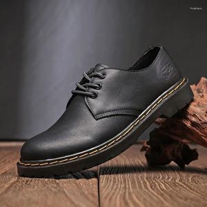 Sapatos casuais rua genuínos de couro genuíno de couro tático Trekking não deslizamento lazer masculino calçados de trabalho ao ar livre de moda punk booties