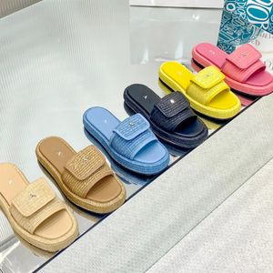 Sliders Womens Luxury Straw Raffias Slipper Designer Weave Shoe Mens Sandal Flat Heel Top Tophy Leather Sandale Summer Sunny Mule slid