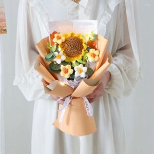 Fiori decorativi girasole all'uncinetto fatto a mano non appassire con bouquet a maglia a maglia finitura eterna simulazione di simulazione di fiore da giorno