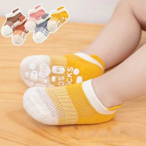 Skarpetki dla dzieci 5 par Summer Baby Bafle Tampoline Trampoline Socks Dziewczyny Dziewczyny Chłopcy bez poślizgu Guma Skarpetki łodzią Skarpetki dla niemowląt Skarpetki Y240504