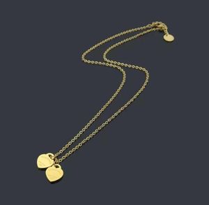 Collana designer di design a caldo Domana donna in oro gioielli di lusso di lusso Collana a pendente a forma di cuore di alta qualità Man Rose Gold Gold San Valentino Gioielli regalo conbox conbox