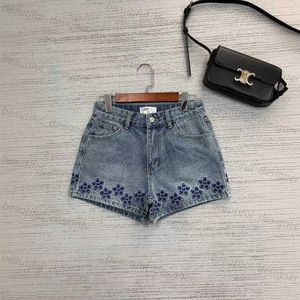 Designer women's jeans High Edition 24 Spring New High Waist Flower Embroidery Personalized Casual Straight Tube Denim Shorts Women's Wear