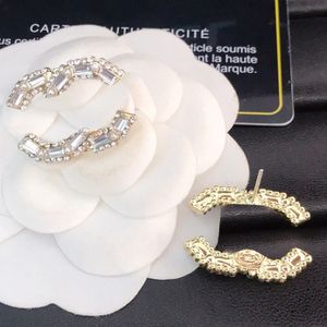 クラシックデザイナースタッドブランドスタッドイヤリングパールクリスタルレターイヤリング925シルバーハートバッグEarstud Luxury Men Womens Wedding Jewelry Birthday Birthday Gift with Box