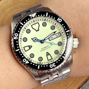 Wristwatches Tandorio Diving MechanIcal Watch Men SKX 3.8 Steel Wristwatch Fully Green Luminous S NH36 Weekday Movement White Chapter Ring