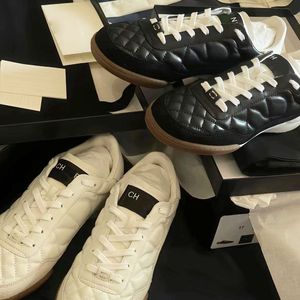 Sneakers buty designerskie buty z biura Sneaker luksus buty mężczyźni trenerzy sportowe sportowe trener słynne buty modowe