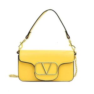 Cüzdan moda tasarımcı çanta moda kadın omuz çantaları kadın lüksler tasarımcıları v çanta crossbody el çantaları çanta nappa stud totes 2993