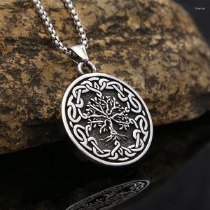 Hänge halsband Fashion Charm Viking Tree of Life Mens rostfritt stål nordiska ygdrasil halsband amulet unika skandinaviska smycken gåva