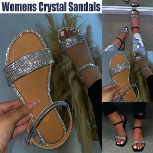 2024 Rhinestone Sexy Womens Sandals Crystal Backstraps Womens Flat Shoes مع صندل مريح مشرقة بالإضافة إلى حجم 240426