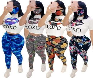 Mulheres trajes de faixa duas peças Designer 2021 Novo padrão de moda slim impressa a calça de pescoço redondo de manga curta com máscara spor8796577