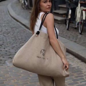 24ss Anine Outdoor Tote Bag Designer Large Capacity Canvas Shopping Handbag Bing New Hot Letter Printed Cotton Hemp One Shoulder Satchel Tote Bag Women Cosmetic Bag