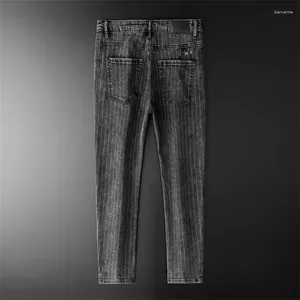 Calças de cowboy de jeans masculinos machos esticados para homens com bolsos calças retas elástica y2k streetwear retro jeans larga gótica