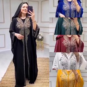 Ethnische Kleidung europäischer und amerikanischer Diamant Perlen Muslim Long Robe Dubai Saudi -Arabien Großes Frauen mit Kapuzekleid für Frauen