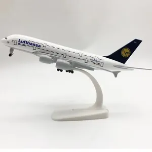 Dekoratif figürinler 20cm alaşım metal germnay hava lufthansa airbus 380 A380 Havayolları Uçak Modeli Diecast Düzlem Uçak W Jecheels oyuncakları