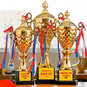 Индивидуальный размер и размер Metal Trophy Creative Award Callicraphy Football Table Tennis Games Индивидуальный трофей 240424