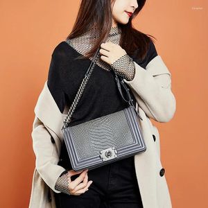 Bag 2024 Lingge Chain Xiaoxiangfeng Shoulder Women's Messenger Classic Small Square