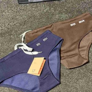 Designer di mutandine da donna Alta qualità della primavera/estate standard originale Nuove mutande per le ragazze Pantaloni a triangolo dimagranti piccanti cxdy