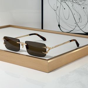 Mai modische modische Luxus -Trend von Sonnenbrillen von Brand Designer Sun Gläsern Vintage Classic mit Schachtelschreibung Objektiv