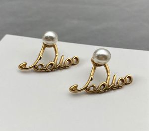 Fashion Earring Back Pearl Stud Earrings Charm Earring For Lady Women Party Wedding Lovers Gift Engagement Smycken för brud med 2472080