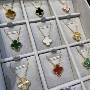 Classic Four Leaf Clover Necklaces Pendants fritillaria Necklaces Stainless Steel Plated 18K for Women Girl Valentine's Mother's Day Engagement Jewelry Gift