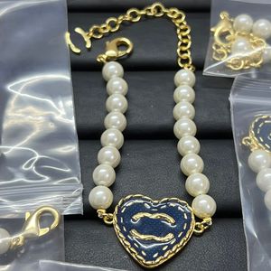Perlenketten Designer Halsketten Hochwertige Kupfer Herzbrief Denim Blue Anhänger Brandbrief Mode Männer Damen Choker Halskette Schmuck Weihnachtsgeschenk